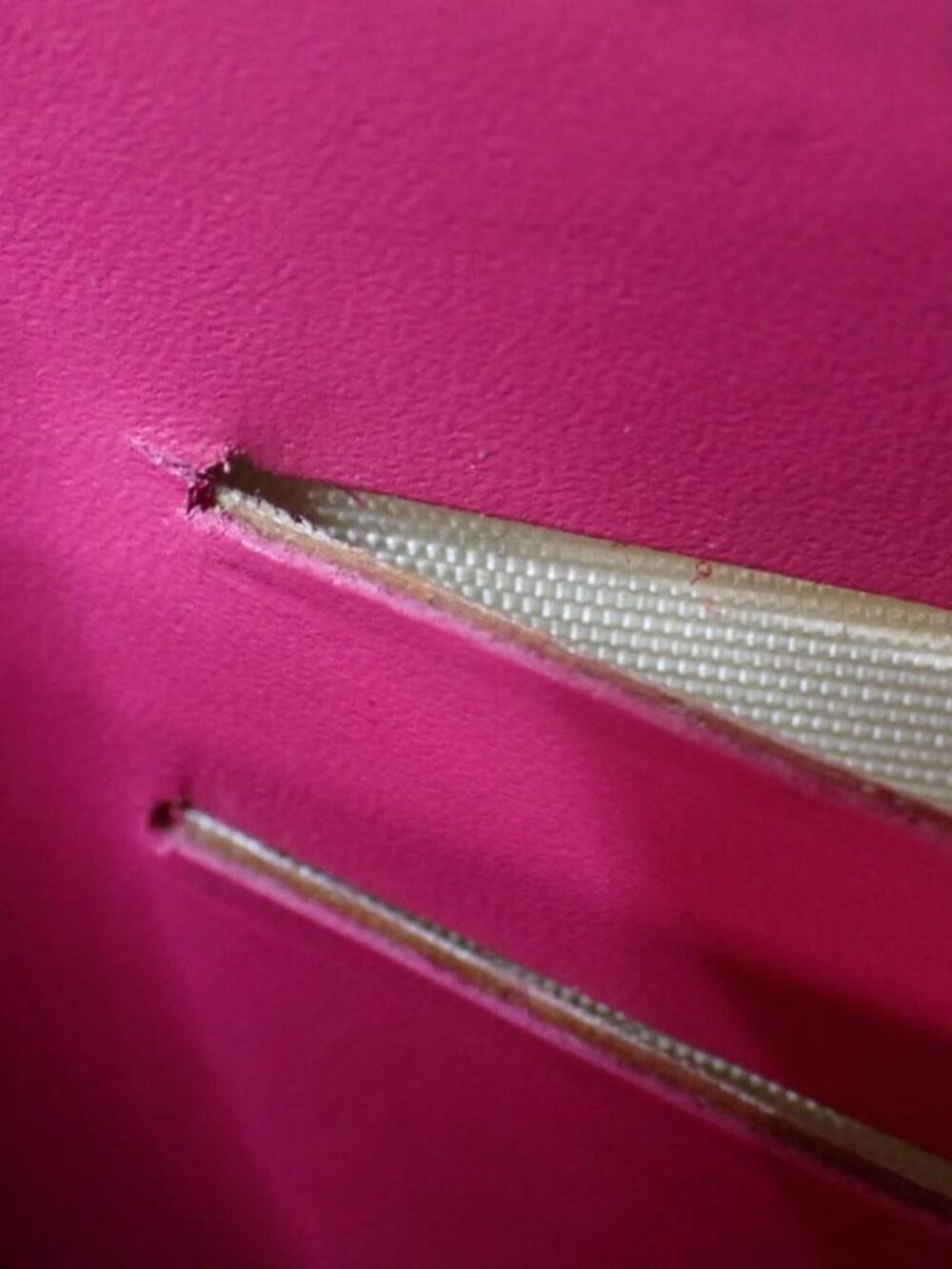 Chanel Wallet 20-Series - Picture 7 of 11